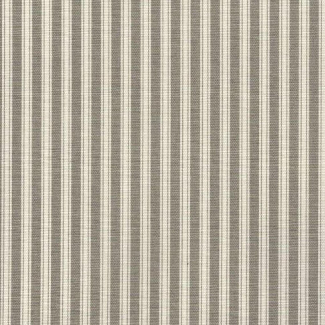 duvet-cover-in-polo-storm-gray-stripe-on-cream