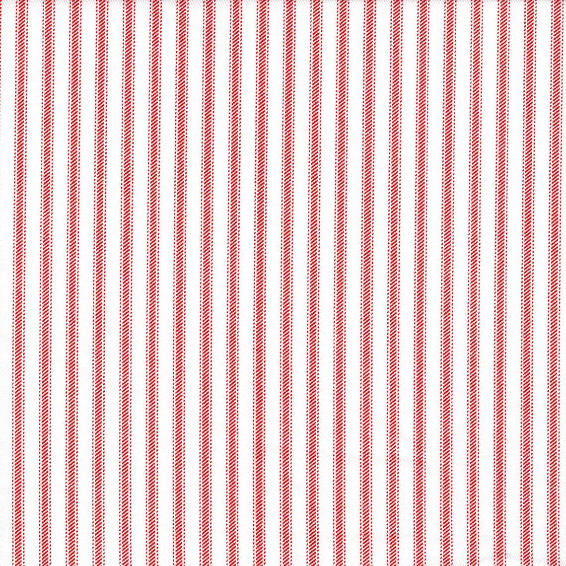 bed scarf in classic lipstick red ticking stripe on white