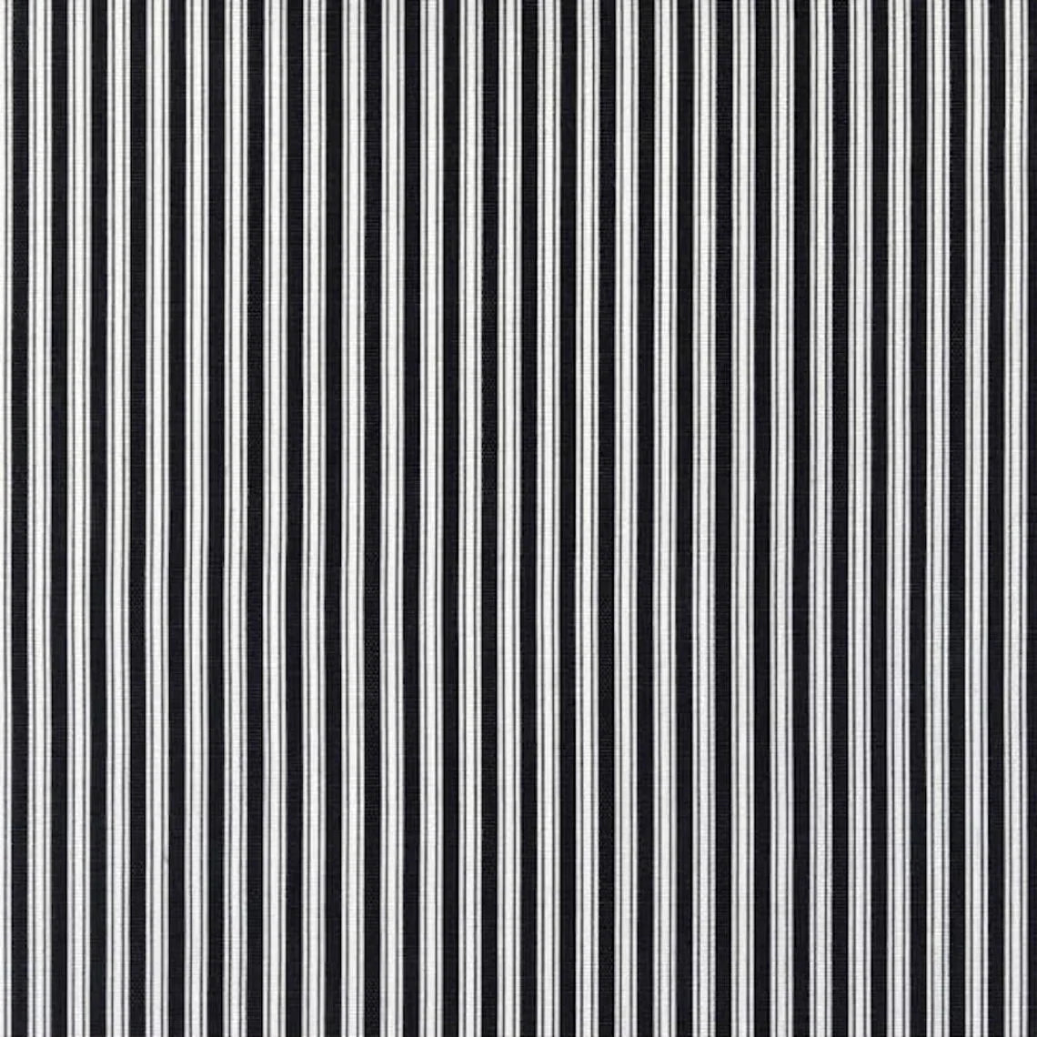 bed scarf in polo onyx black stripe on white