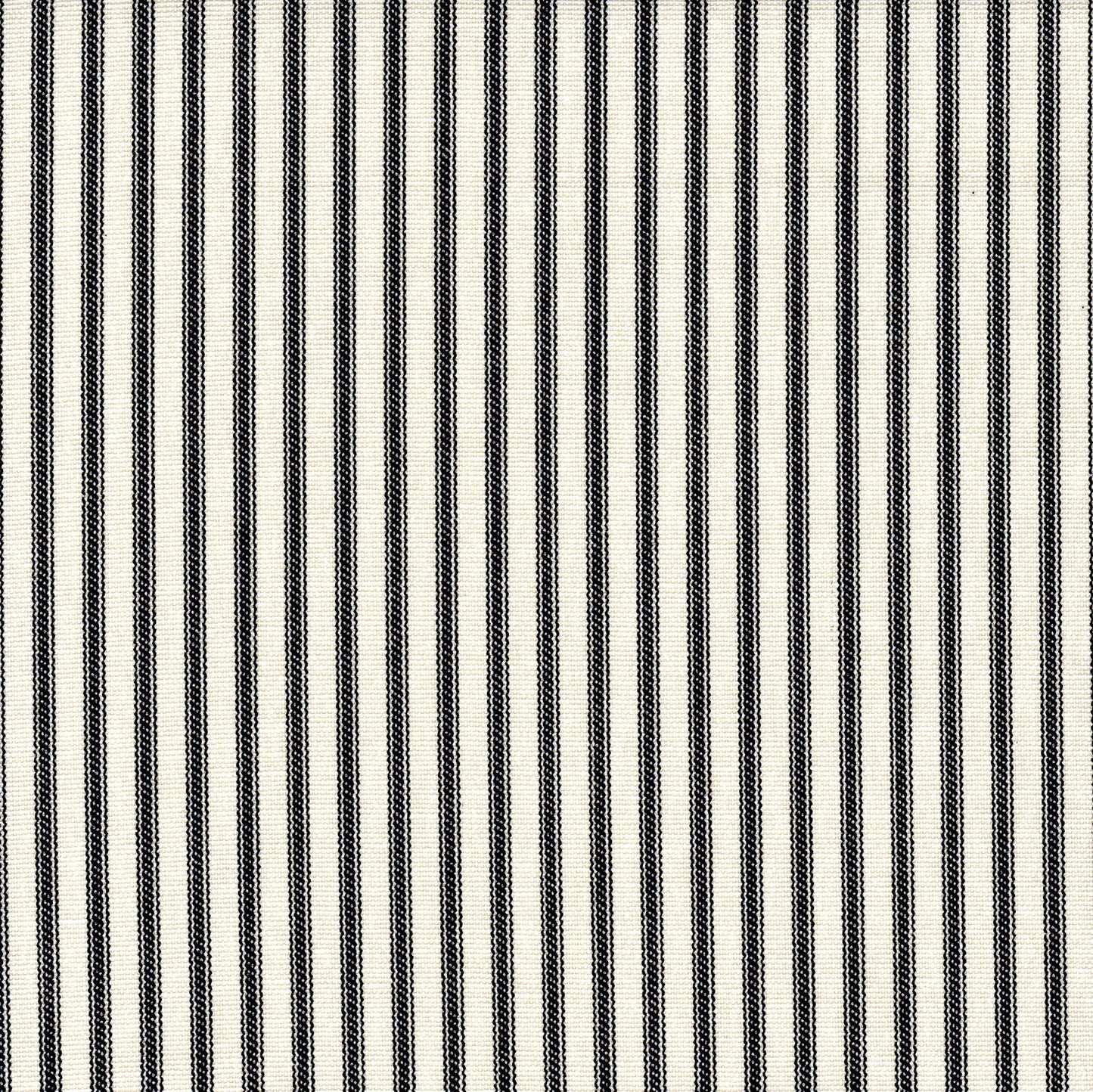 bed scarf in farmhouse black ticking stripe