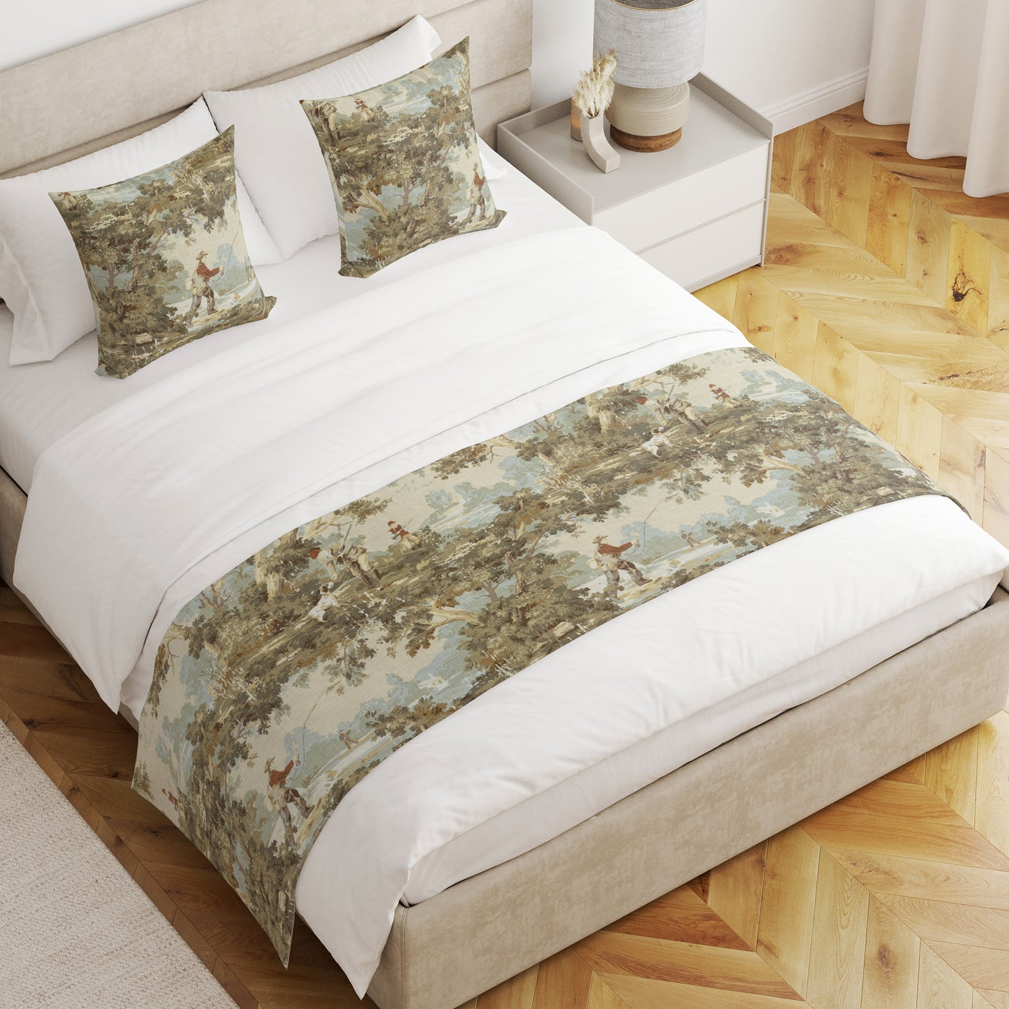 Bed Runner in Avondale Vintage Sportsman Toile